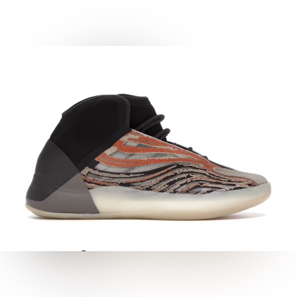 Yeezy QNTM FLAORA